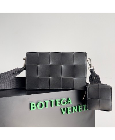 BOTTEGA VENETA Cassette With Versatile Strap