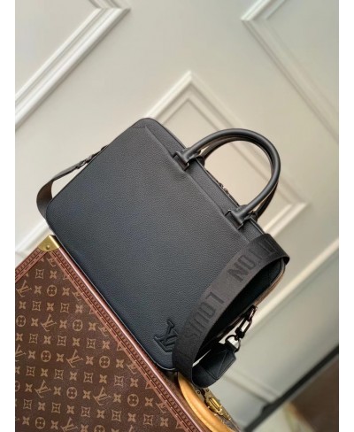 LOUIS VUITTON Pilot Briefcase