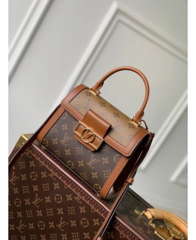 LOUIS VUITTON Dauphine Capitale