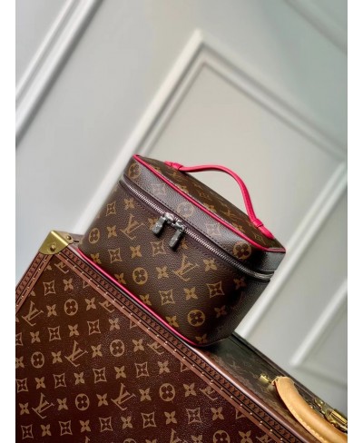 Beauty case Nice Mini LOUIS VUITTON