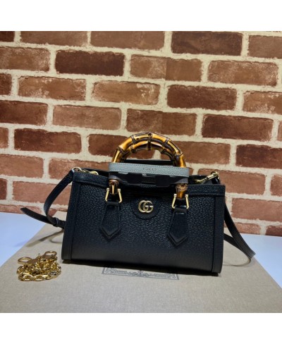 GUCCI GUCCI DIANA SMALL SHOULDER BAG