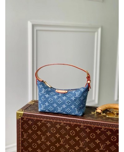 Pochette Hills LOUIS VUITTON