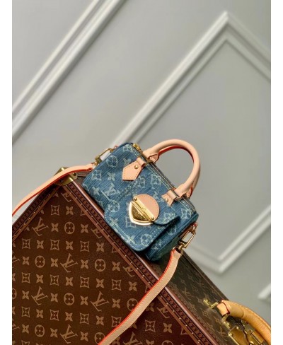 LOUIS VUITTON Nano Speedy