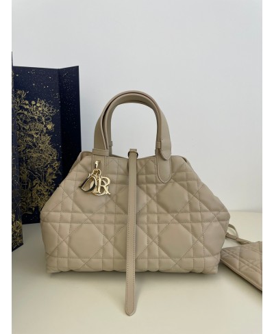 CHRISTIAN DIOR Medium Dior Toujours Bag