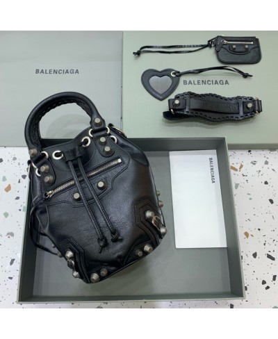 BALENCIAGA WOMEN'S LE CAGOLE SMALL BUCKET BAG