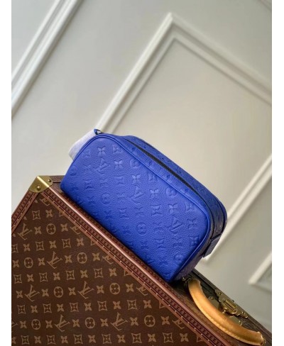 Trousse toilette Dopp Kit LOUIS VUITTON