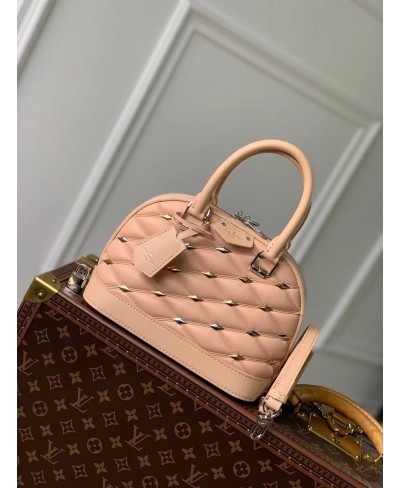 LOUIS VUITTON Alma BB