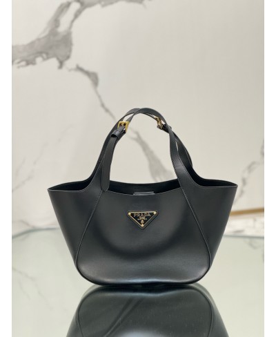 Borsa shopping medium in pelle PRADA