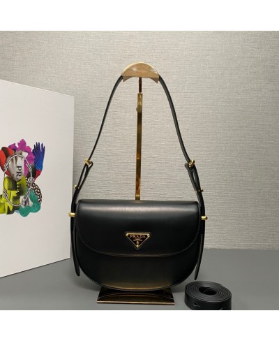 Borsa a spalla Prada Arqué con pattina in pelle PRADA