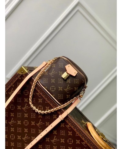 LOUIS VUITTON Just In Case