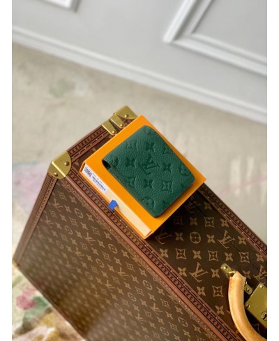 LOUIS VUITTON Multiple Wallet