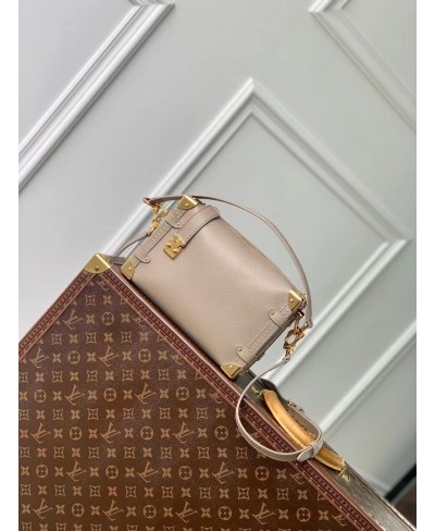 LOUIS VUITTON Side Trunk MM