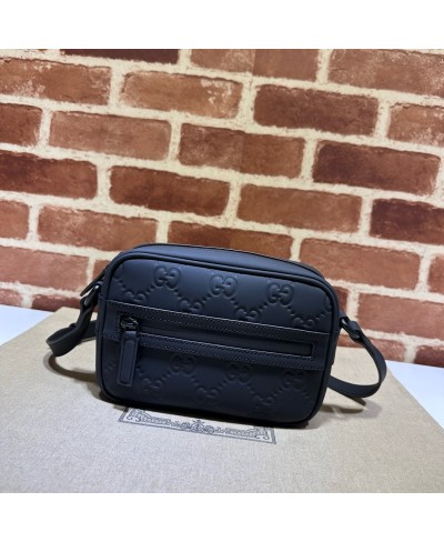 GUCCI GG RUBBER-EFFECT MINI SHOULDER BAG