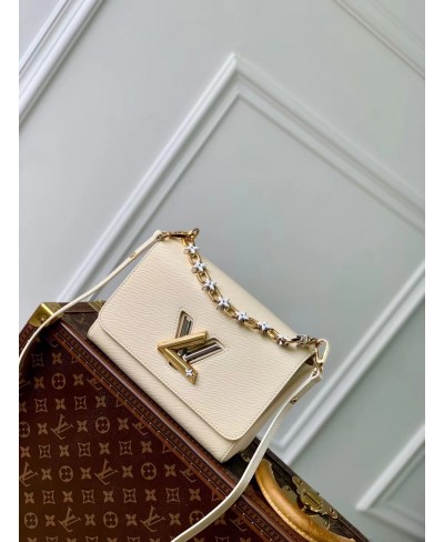 LOUIS VUITTON Twist MM