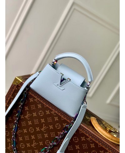 LOUIS VUITTON Capucines East-West Mini