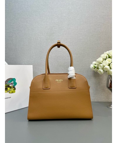 Borsa shopping medium in pelle PRADA