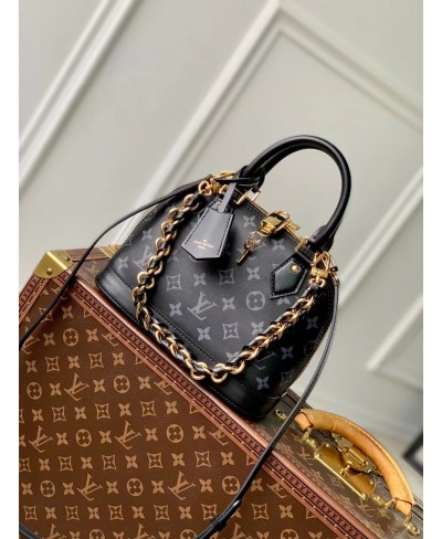 LOUIS VUITTON Alma BB