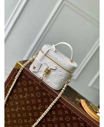 LOUIS VUITTON Vanity PM