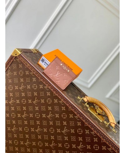 LOUIS VUITTON Card Holder