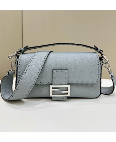 FENDI Baguette