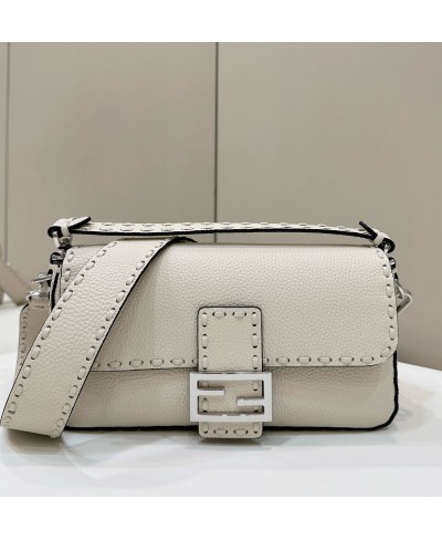 FENDI Baguette