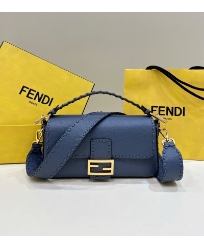 FENDI Baguette