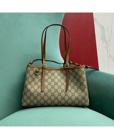 Borsa shopping GG Emblem misura piccola GUCCI