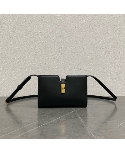 POCHETTE 16 CON TRACOLLA IN MORBIDA PELLE DI VITELLO CELINE