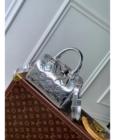 LOUIS VUITTON Speedy Bandoulière 20