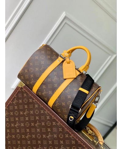 LOUIS VUITTON Keepall Bandoulière 35