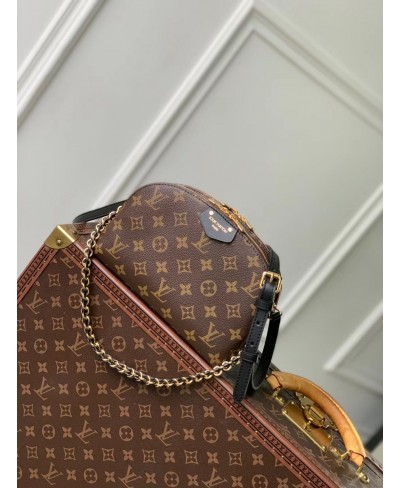 LOUIS VUITTON Be Alma