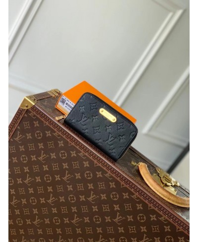 LOUIS VUITTON Margot Wallet