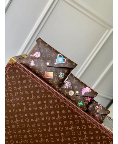 LOUIS VUITTON Kirigami Pochette