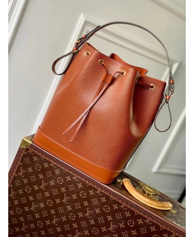 LOUIS VUITTON Noé MM