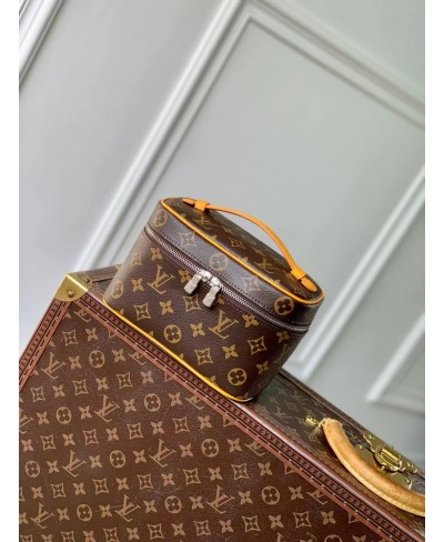 Beauty case Nice Mini LOUIS VUITTON