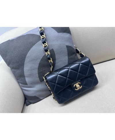 CHANEL Small Flap Bag