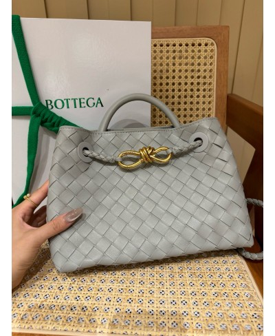 Andiamo piccola BOTTEGA VENETA