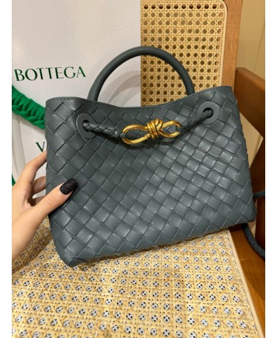 Andiamo piccola BOTTEGA VENETA