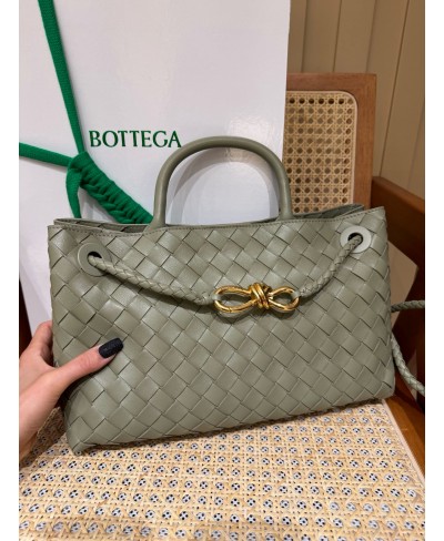 BOTTEGA VENETA East-West Andiamo