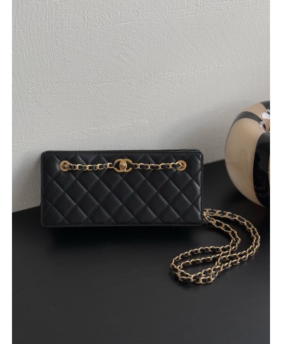 Pochette CHANEL