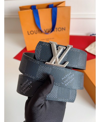 LOUIS VUITTON LV Dimension 40mm Reversible Belt