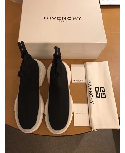 GIVENCHY PARIS