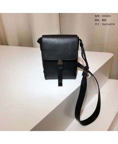 PRADA Saffiano leather shoulder bag