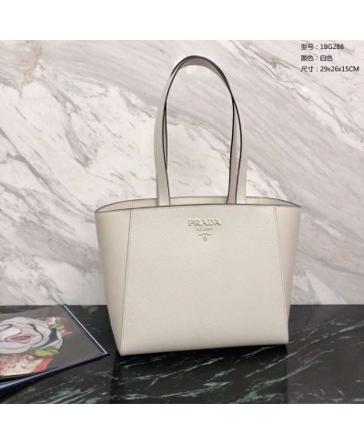 PRADA SHOPPING BAG IN SAFFIANO