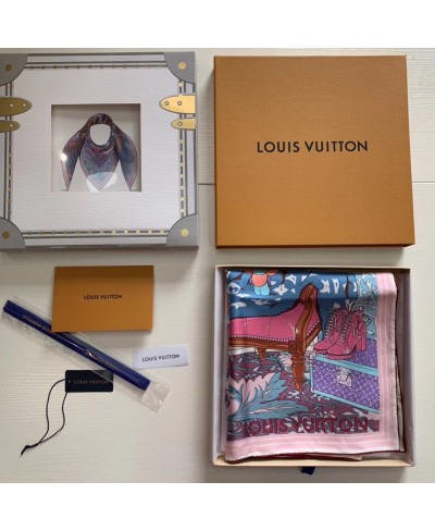 LOUIS VUITTON PRIVÉ SQUARE