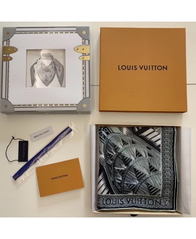 LOUIS VUITTON LV BUILDINGS SQUARE