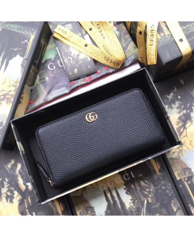 GUCCI Leather zip around wallet