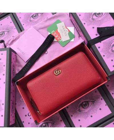 GUCCI Leather zip around wallet