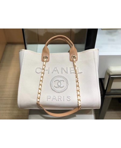 CHANEL shopping bag