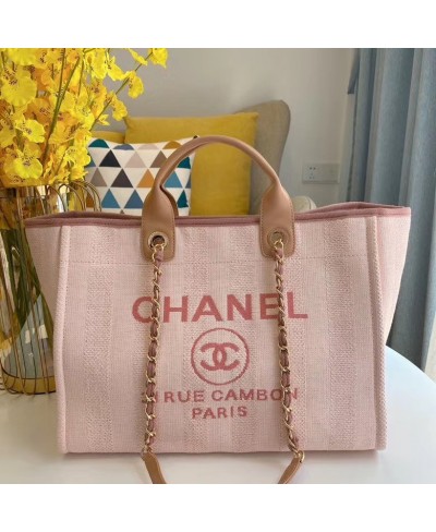 CHANEL shopping bag